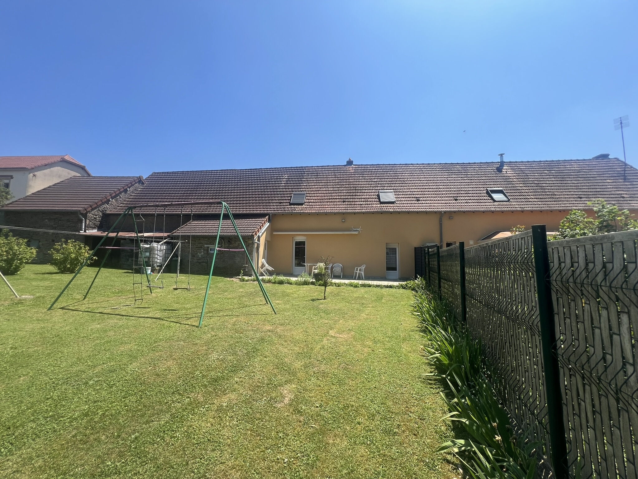 Photo 23