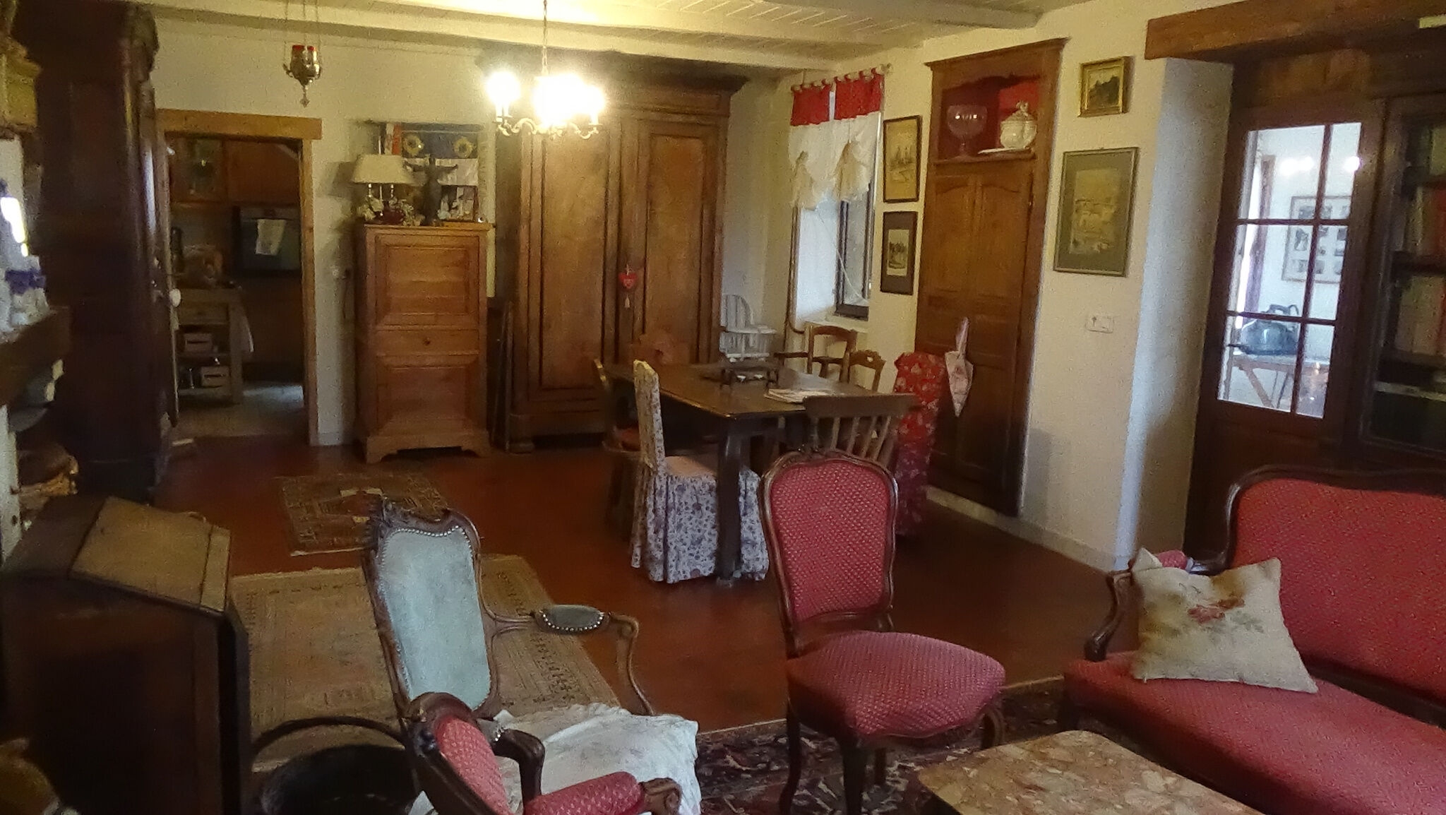 Photo 5