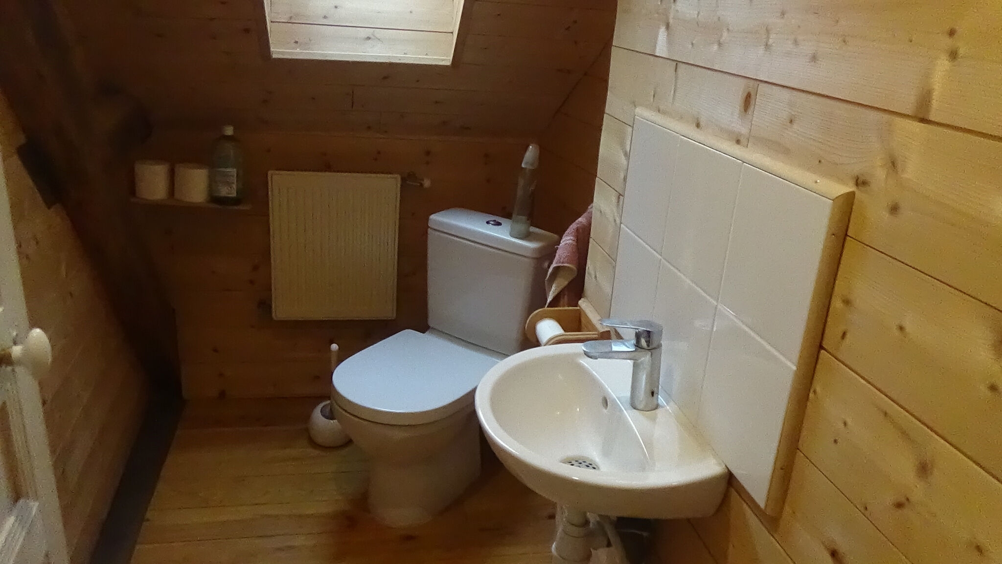 Photo 9