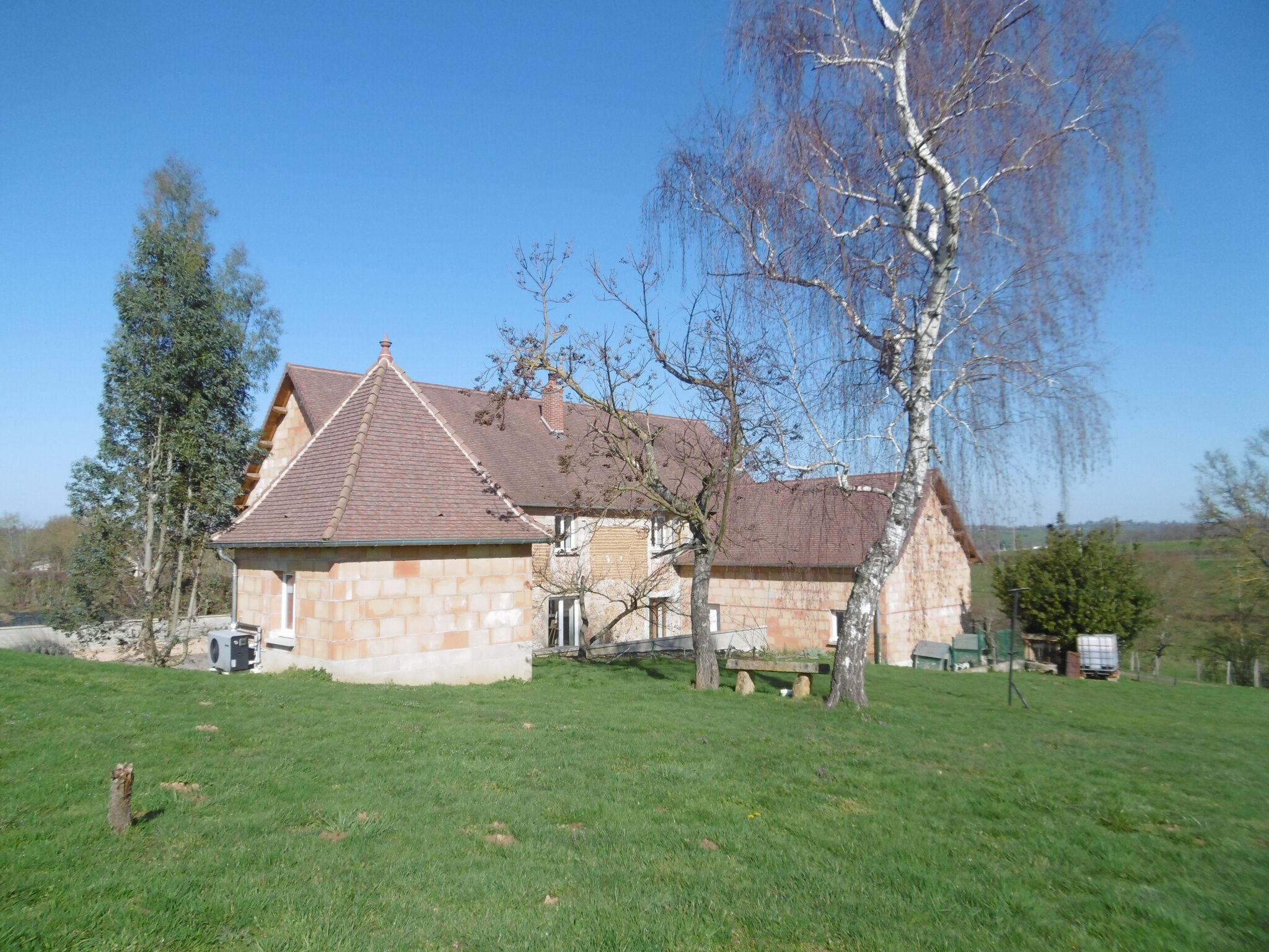 Photo 8
